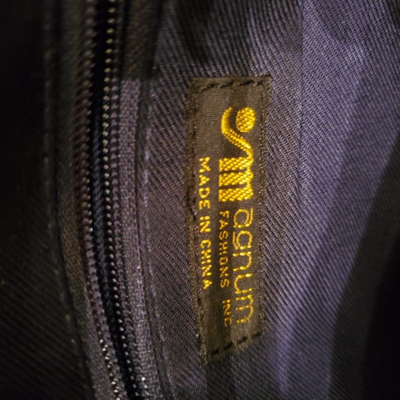 Navy Blue Snakeskin Crossbody/Clutch - Picture 8 of 10